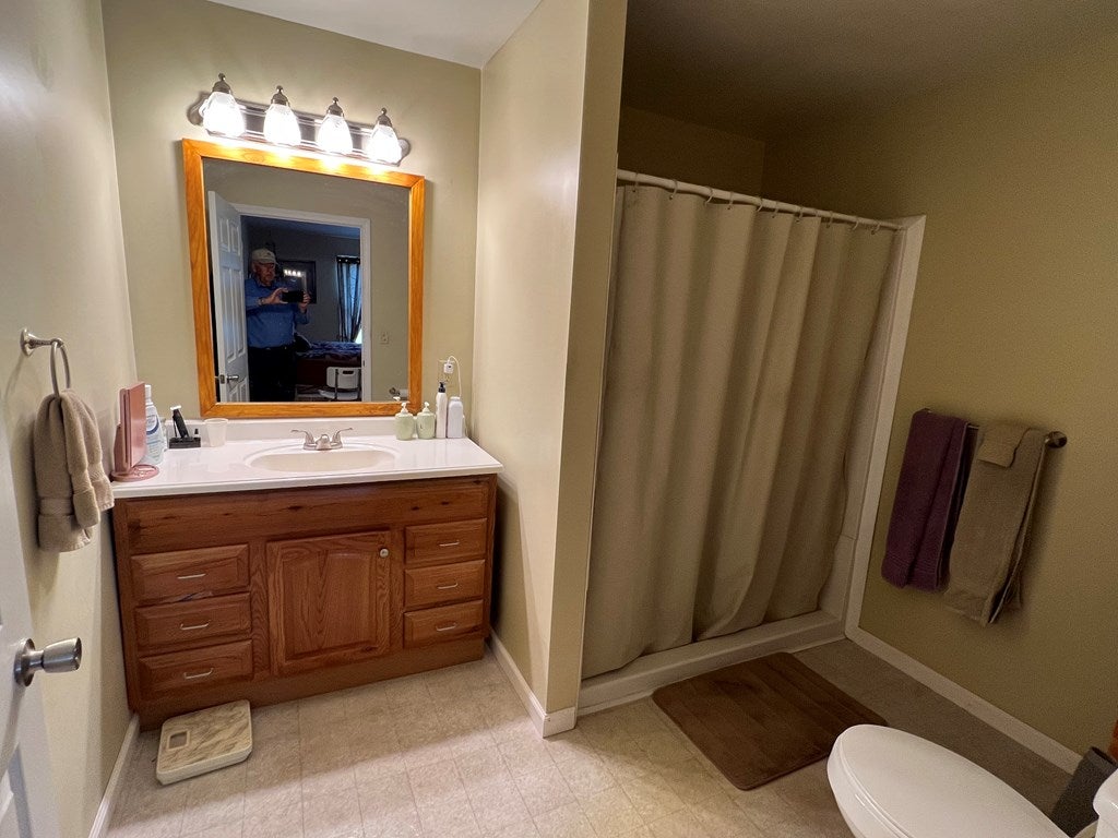 1454 Cliffview Road Galax, VA 24333 - Photo 8 of 13 Gallery Image 8