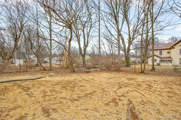 $155,000 | 207 4th Street, Farmington, MO 63640