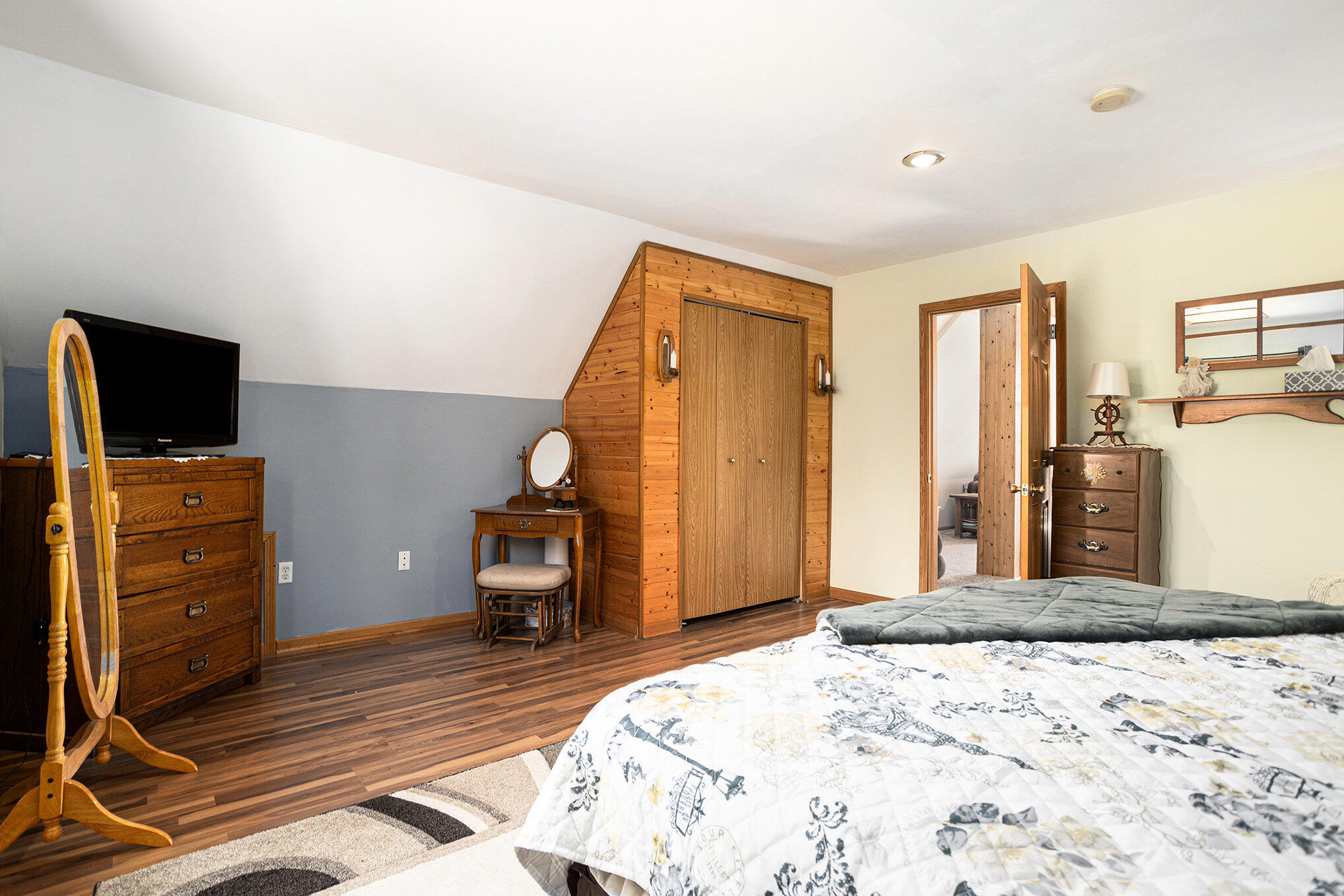 14329 Waubascon Road Bellevue, MI 49021 - Photo 25 of 46 028_14329_waubascon_rd_bellevue_mi_49021