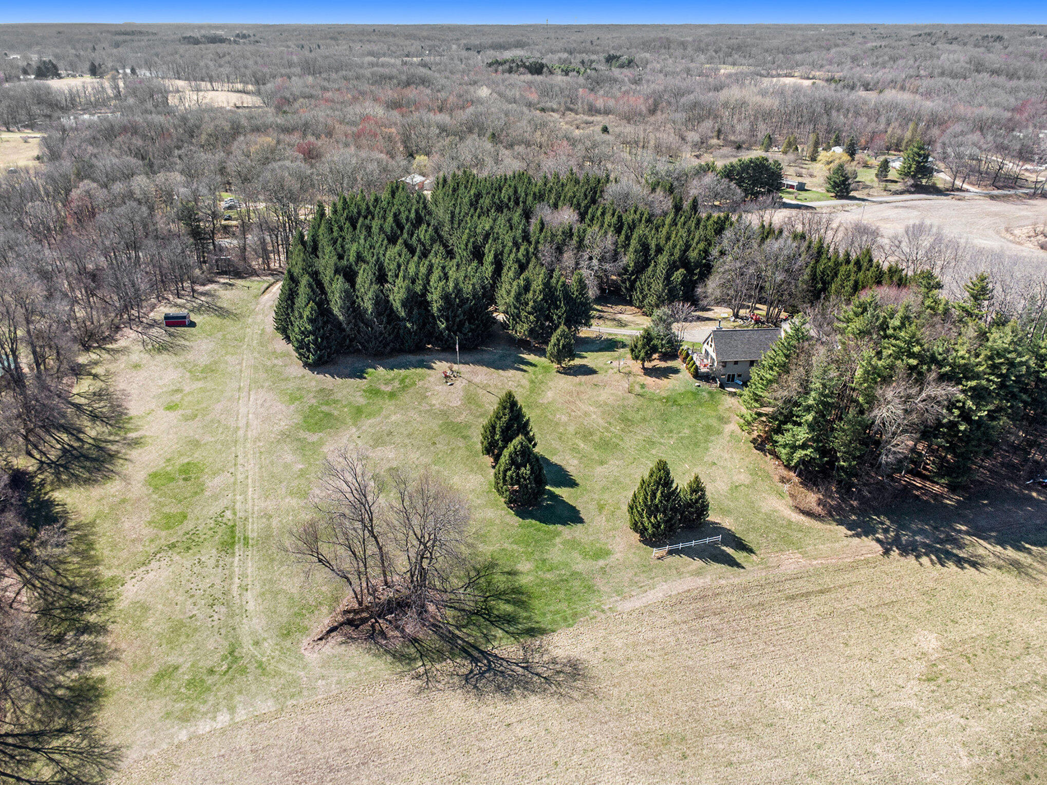 14329 Waubascon Road Bellevue, MI 49021 - Photo 40 of 46 042_14329_waubascon_rd_bellevue_mi_49021