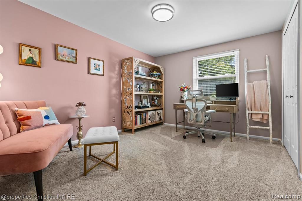 7606 Chichester Road Canton, MI 48187 - Photo 19 of 38
