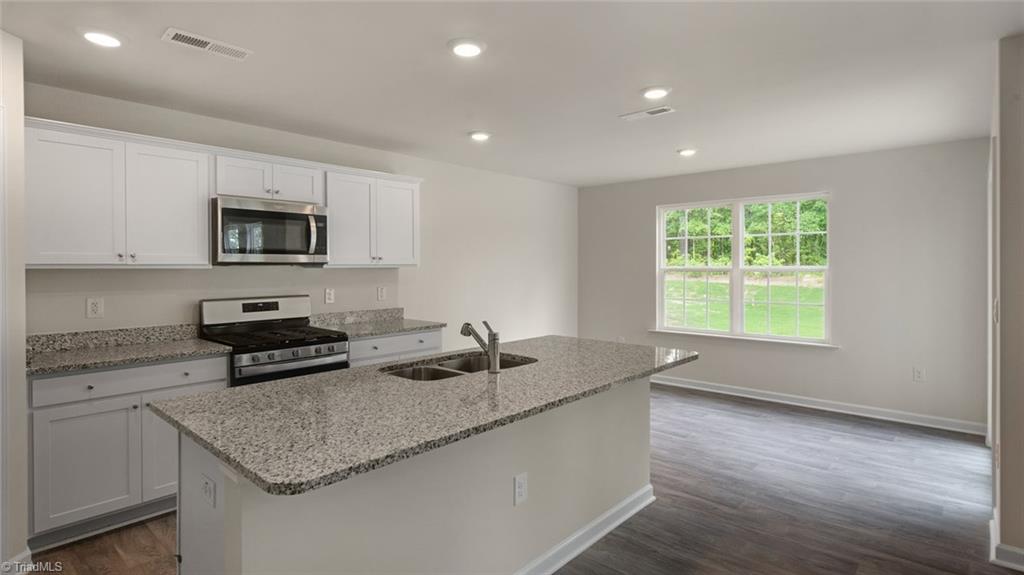 6633 Capstone Court Rural Hall, NC 27045 - Photo 9 of 29