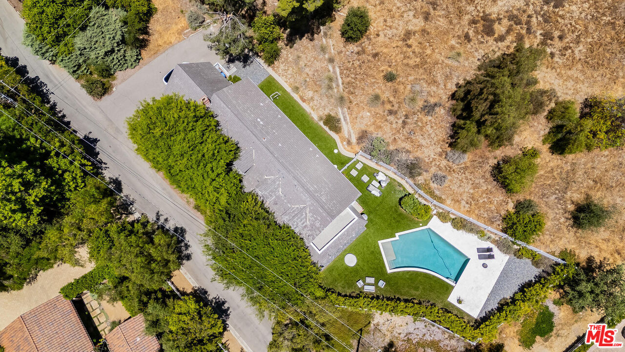 24975 Kit Carson Road Hidden Hills, CA 91302 - Photo 38 of 38 an aerial view of a house