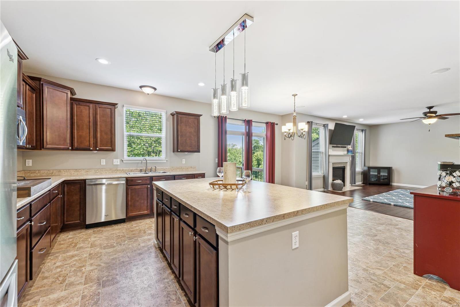 25 Boulder Ridge Court Wentzville, MO 63385 - Photo 15 of 40