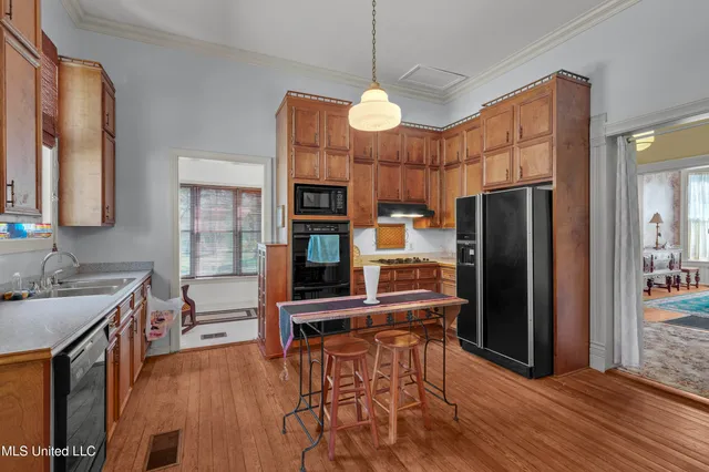 $229,500 | 140 East Semmes Street, Canton, MS 39046