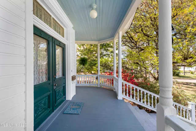 $229,500 | 140 East Semmes Street, Canton, MS 39046