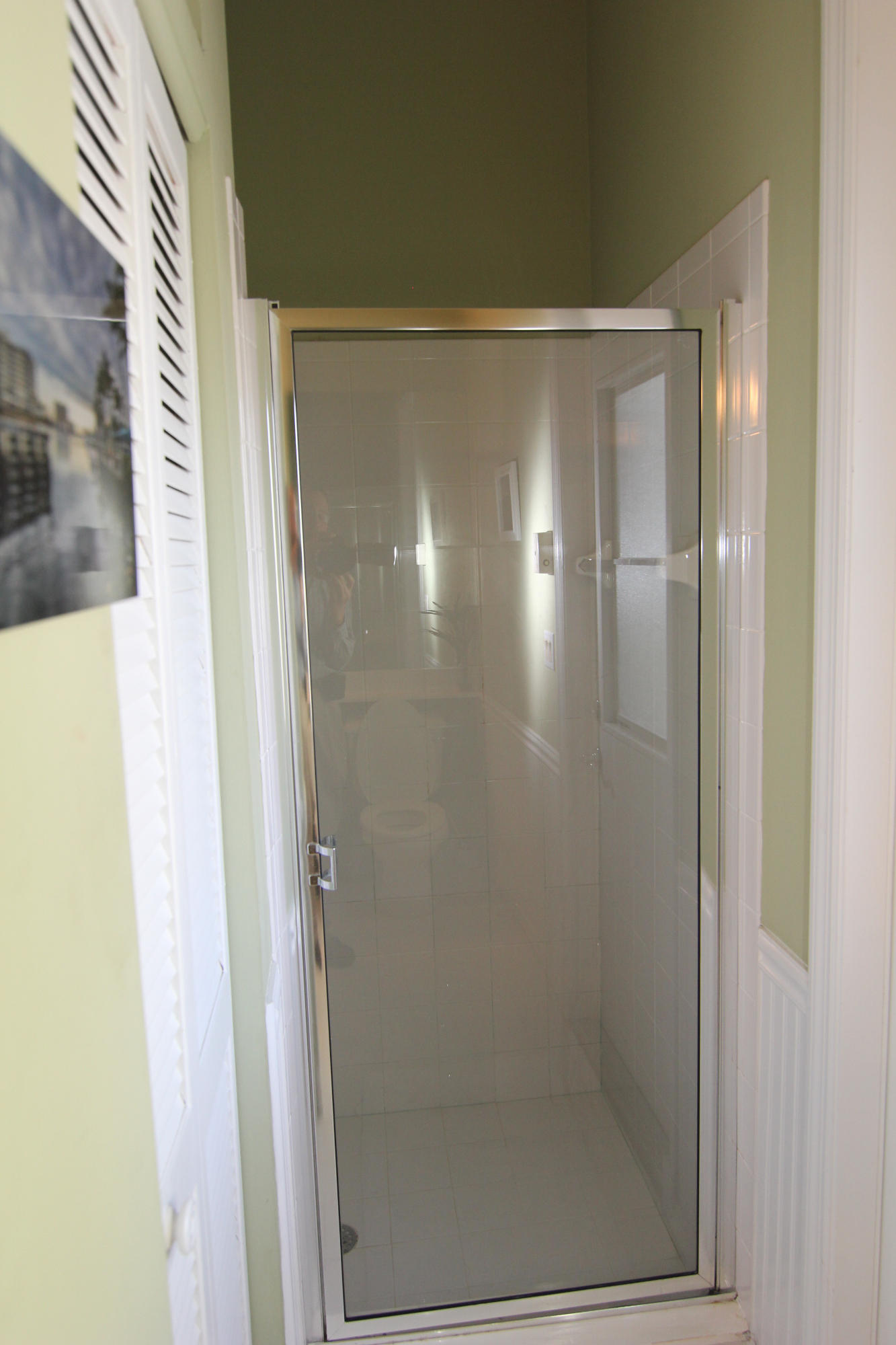 18567 Harbor Light Way Boca Raton, FL 33498 - Photo 15 of 31 1st Floor Bedroom Ensuite Bath Shower