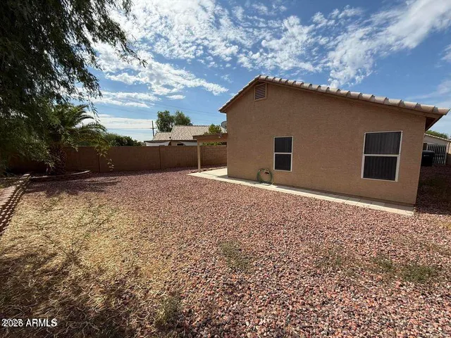 $2,100 | 3518 West Charlotte Drive, Glendale, AZ 85310