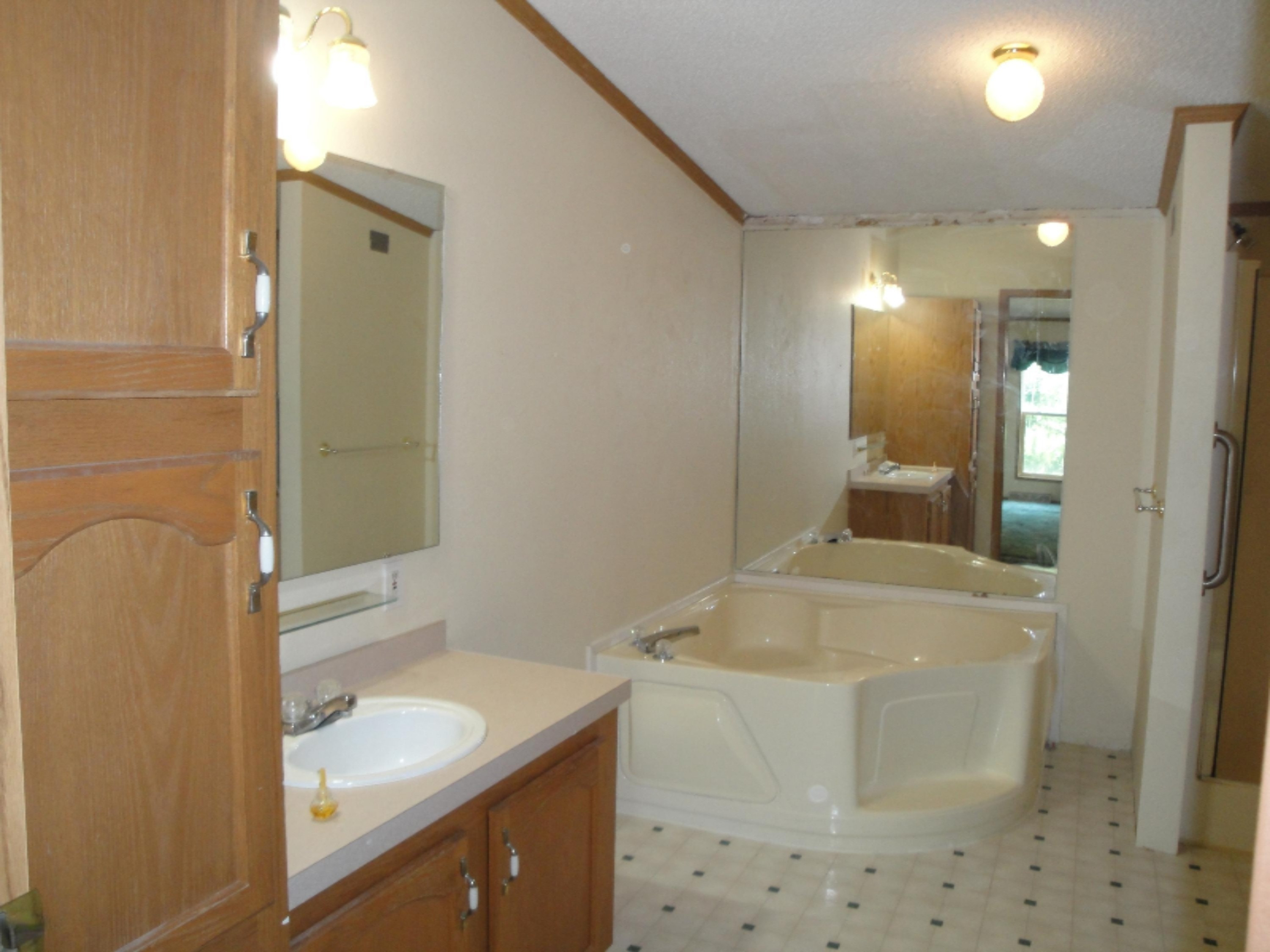 5282 East Sternberg Road Fruitport, MI 49415 - Photo 15 of 16 5282-14