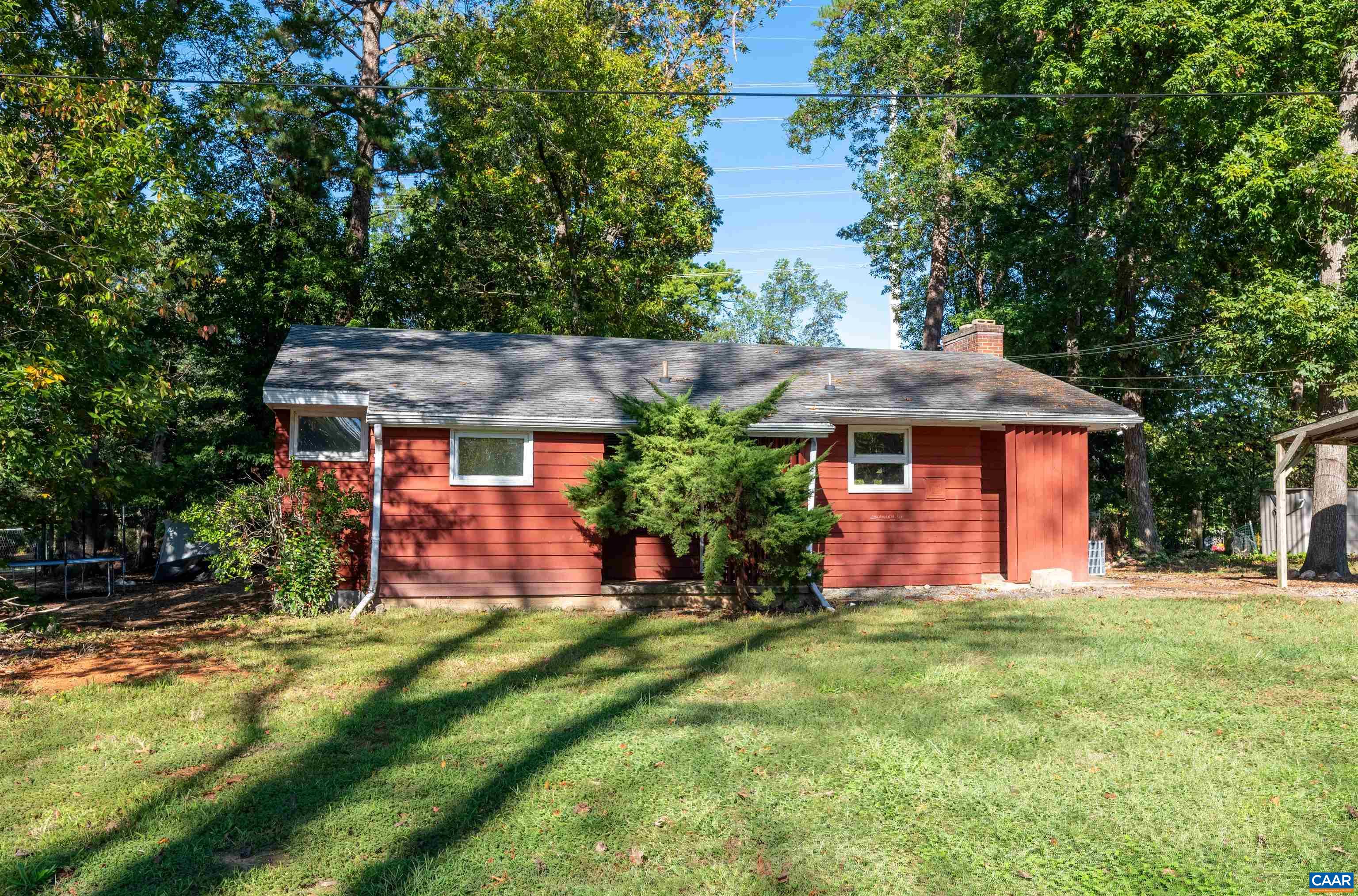 2302 Summit Road Charlottesville, VA 22901 - Photo 39 of 39 a front view of a house with garden