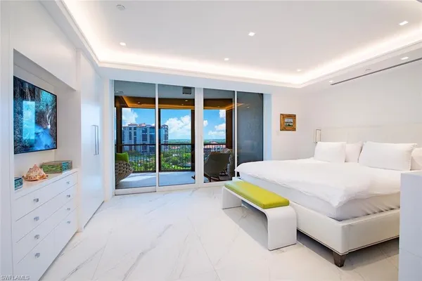 $9,850,000 | 8665 Bay Colony Drive, Unit 1202, Naples, FL 34108