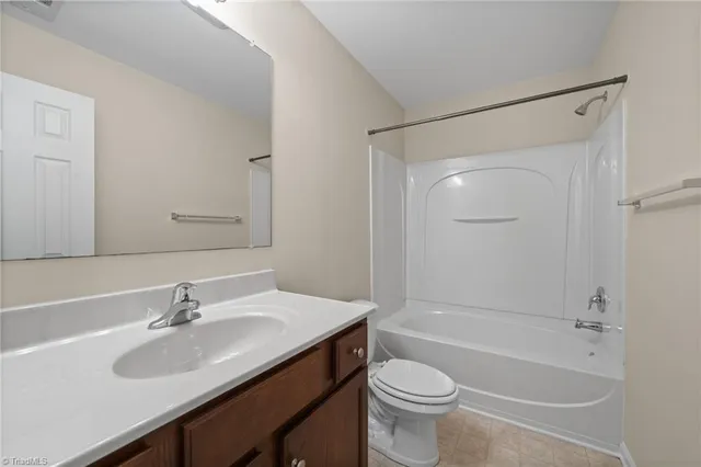 $1,650 | 668 Grasswren Way, Greensboro, NC 27409