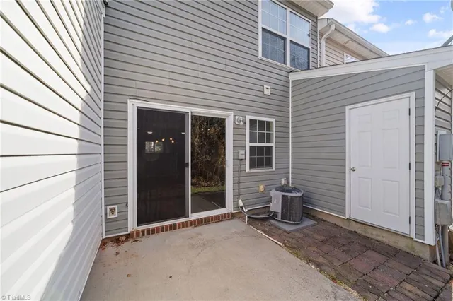 $1,650 | 668 Grasswren Way, Greensboro, NC 27409