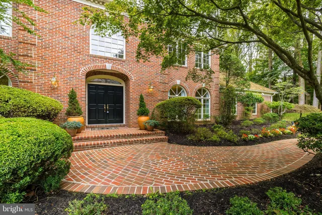 $10,000 | 8001 Greenwich Woods Drive, McLean, VA 22102