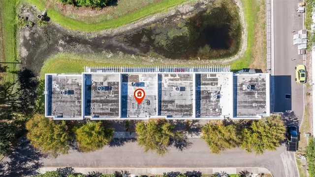 a sign that is on the side of the road