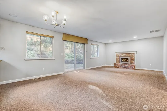 $950,000 | 4223 Northeast 205th Street, Lake Forest Park, WA 98155