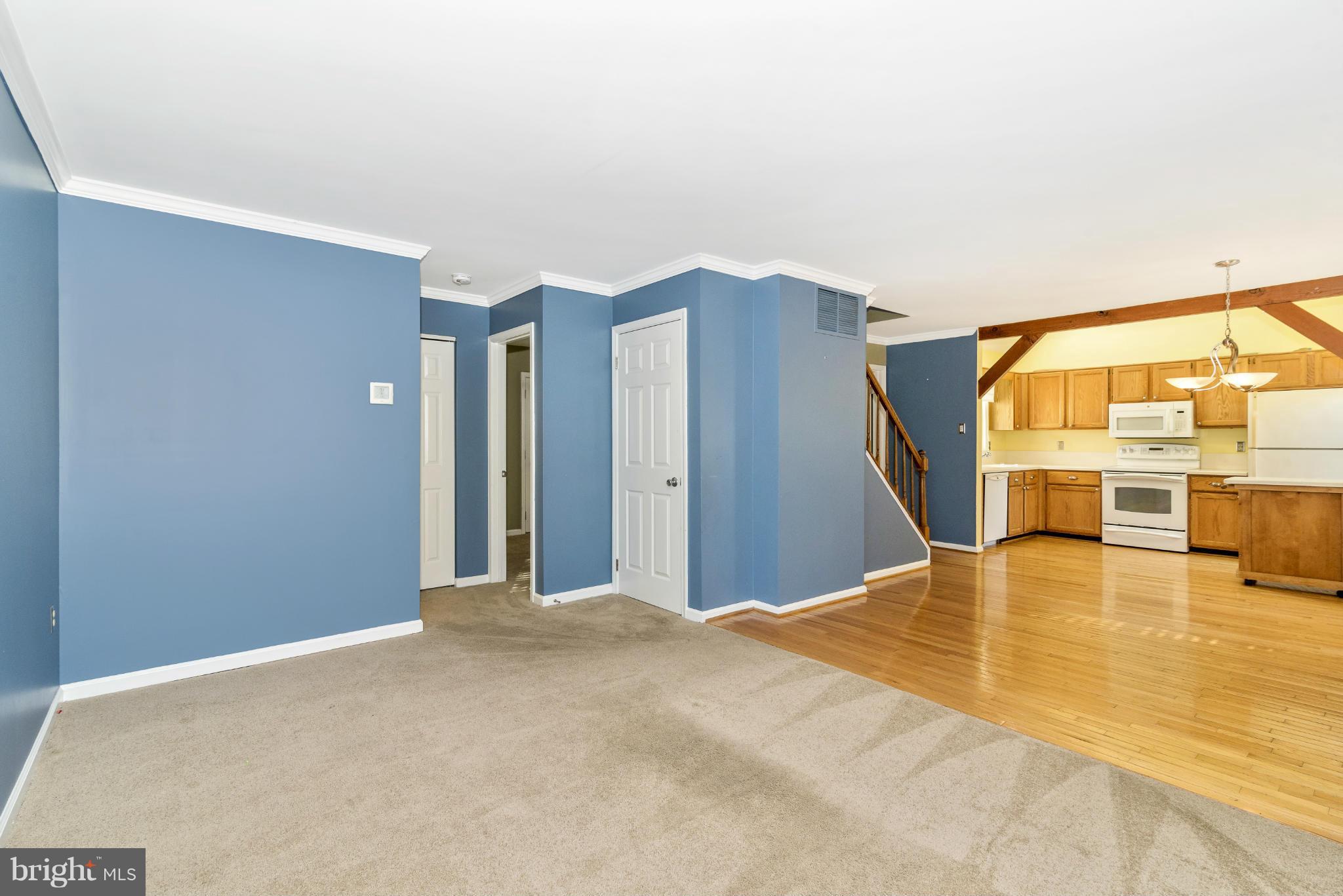 6587 Hemlock Point Road New Market, MD 21774 - Photo 10 of 30 Neat and clean throughout