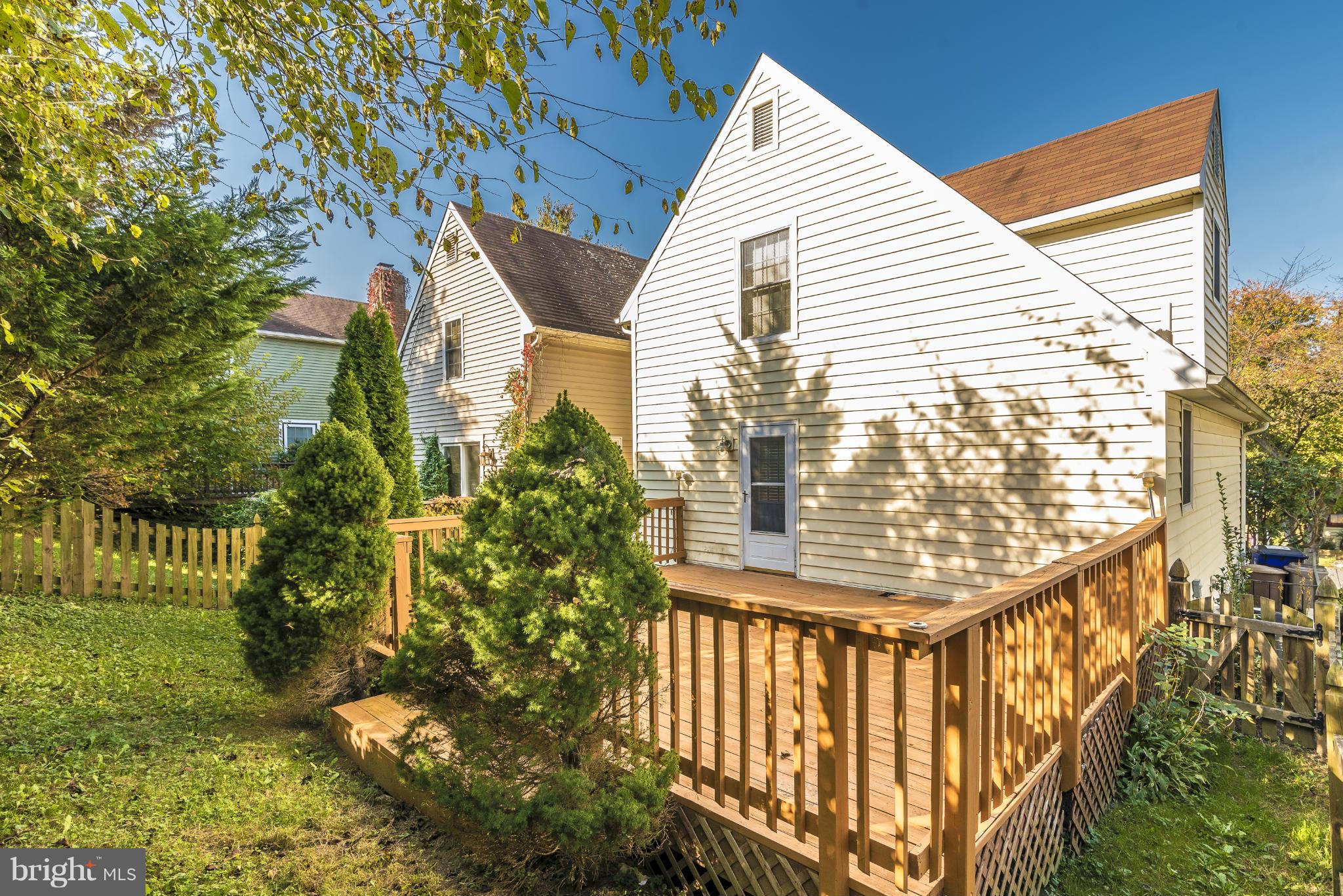 6587 Hemlock Point Road New Market, MD 21774 - Photo 4 of 30 Backyard