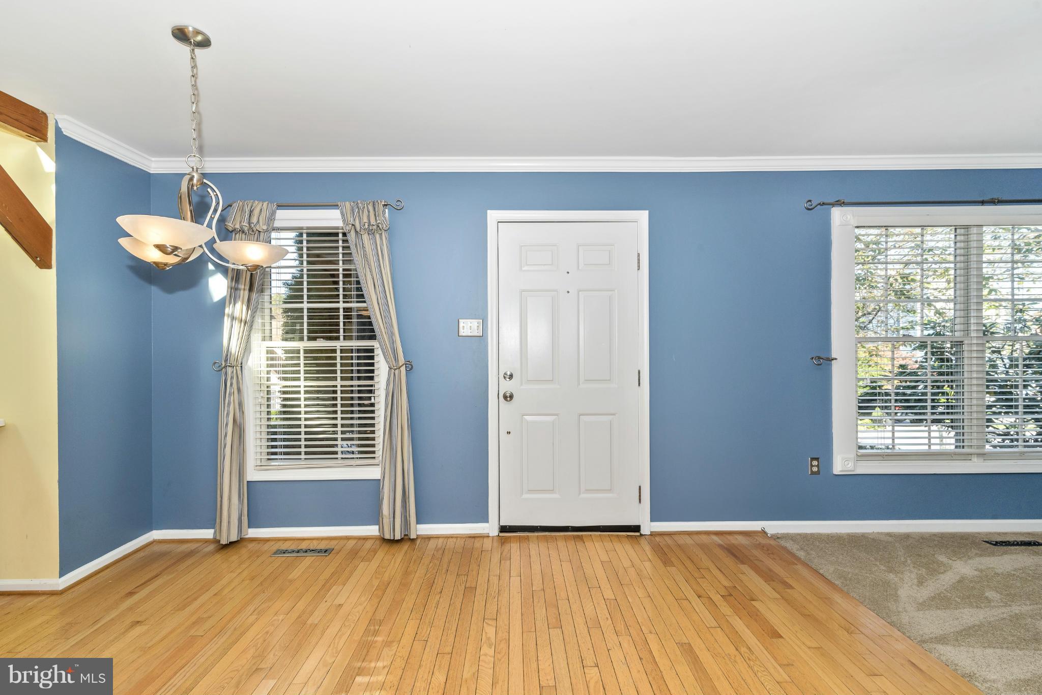 6587 Hemlock Point Road New Market, MD 21774 - Photo 6 of 30 Foyer