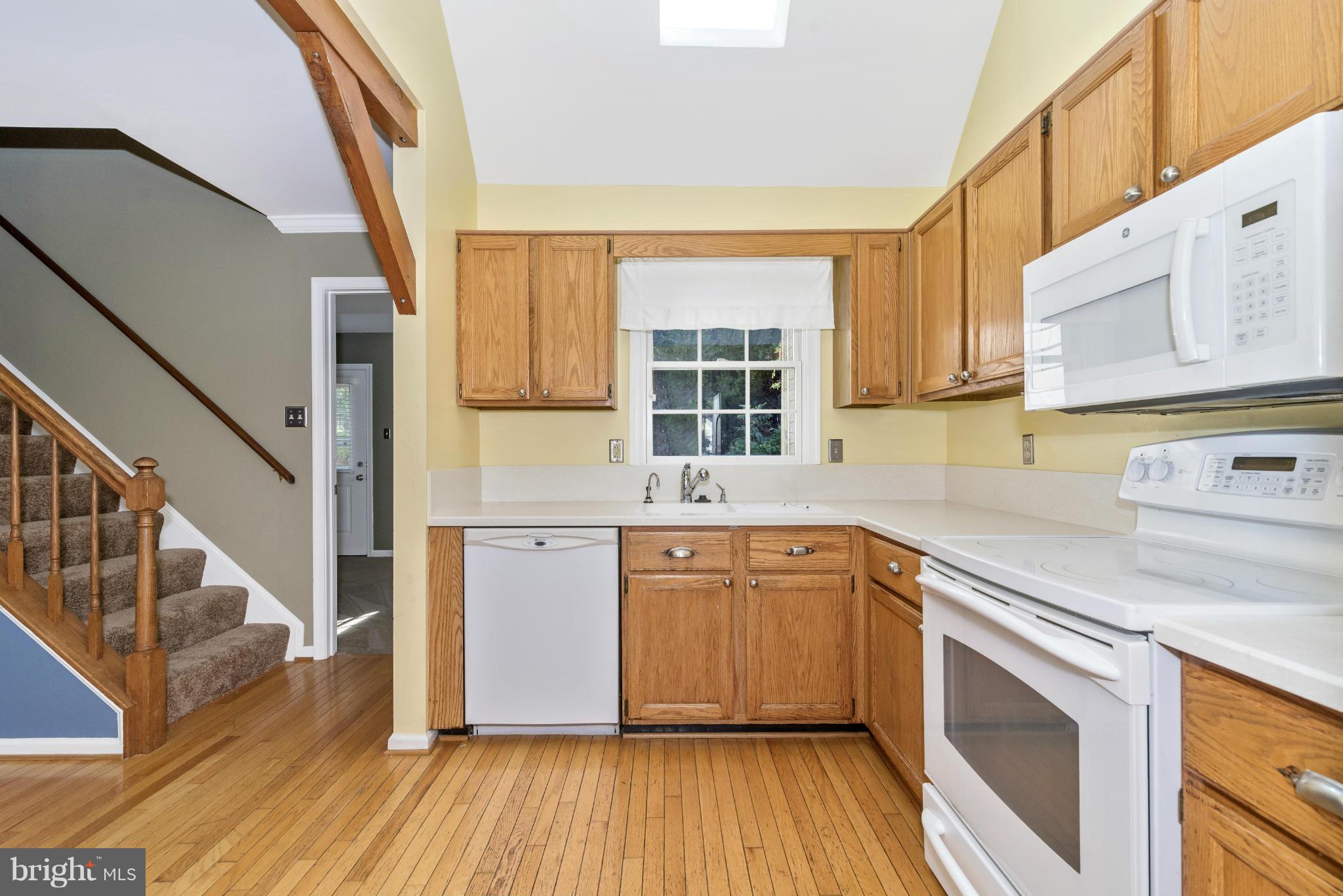 6587 Hemlock Point Road New Market, MD 21774 - Photo 8 of 30 Plenty of cabinetry and counterspace