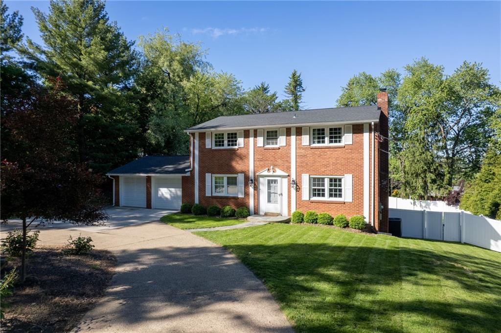 970 Beaver Grade Road Coraopolis, PA 15108 - Photo 4 of 42 Gallery Image 4
