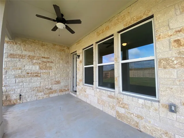 $2,500 | 110 Joseph Hawkins Lane, Bastrop, TX 78602