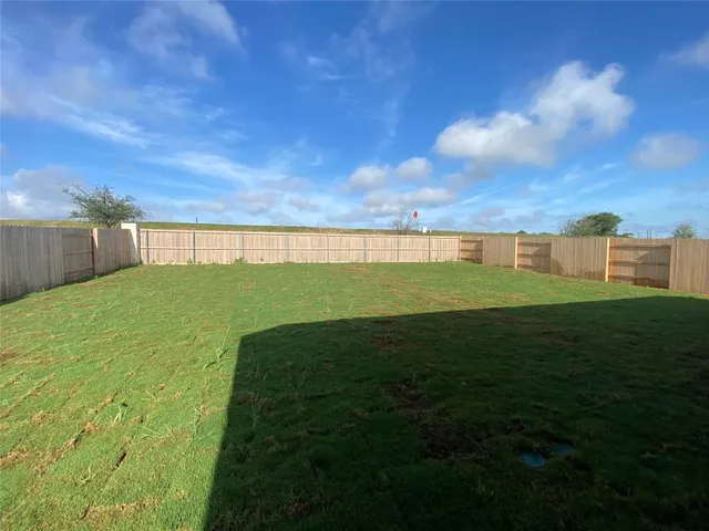 $2,500 | 110 Joseph Hawkins Lane, Bastrop, TX 78602