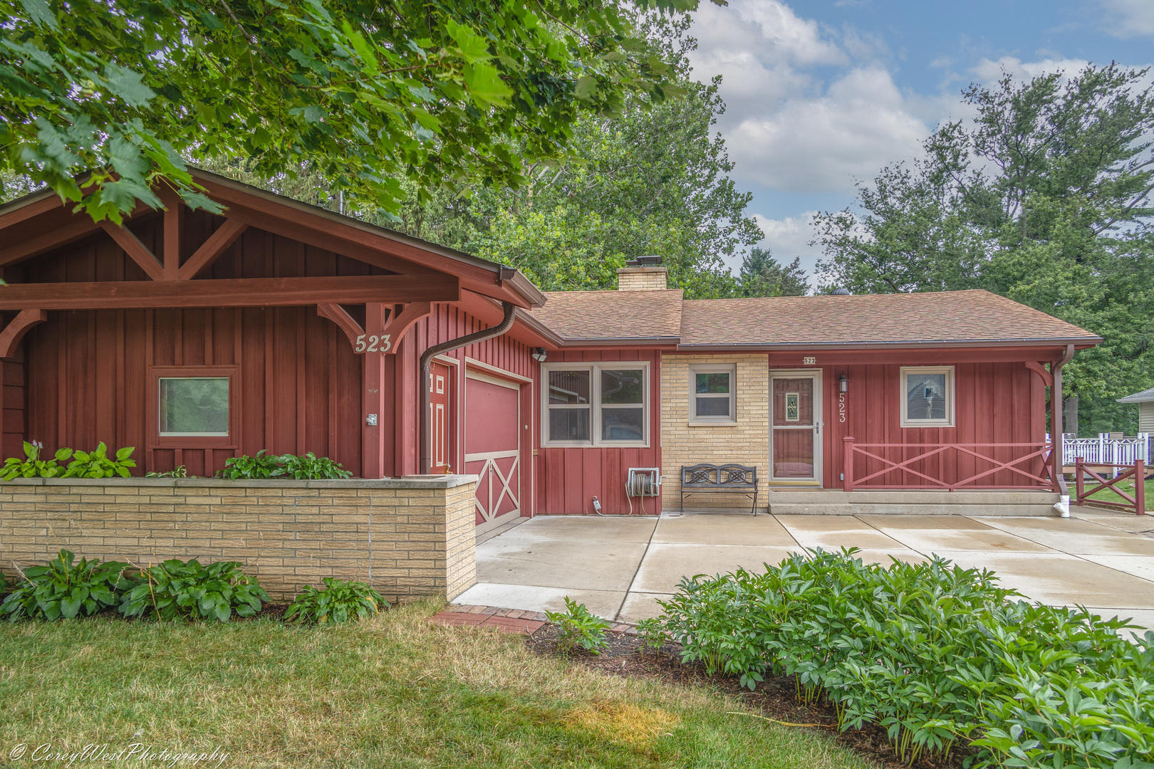 523 Normal Road DeKalb, IL 60115 - Photo 3 of 44 Gallery Image 3