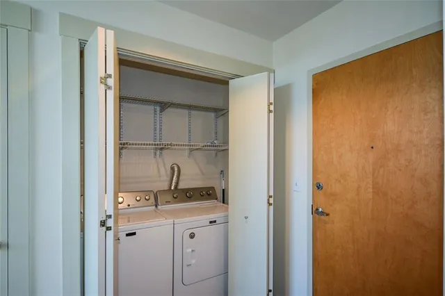 $365,000 | 245 North Highland Avenue Northeast, Unit 402, Atlanta, GA 30307