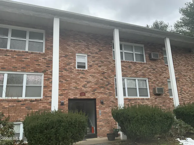 $16,800 | 11-21 Ashdown Road, Unit 17B, Clifton Park, NY 12019
