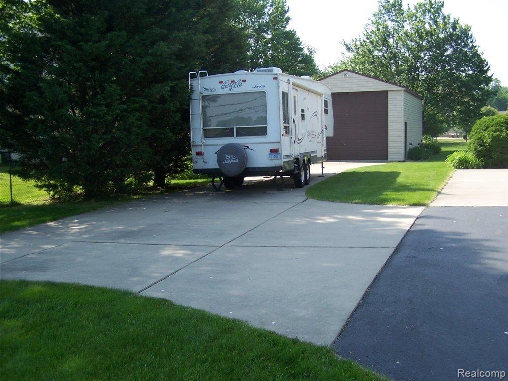 1250 East Wattles Road Troy, MI 48083 - Photo 20 of 21 RV PAD.JPG