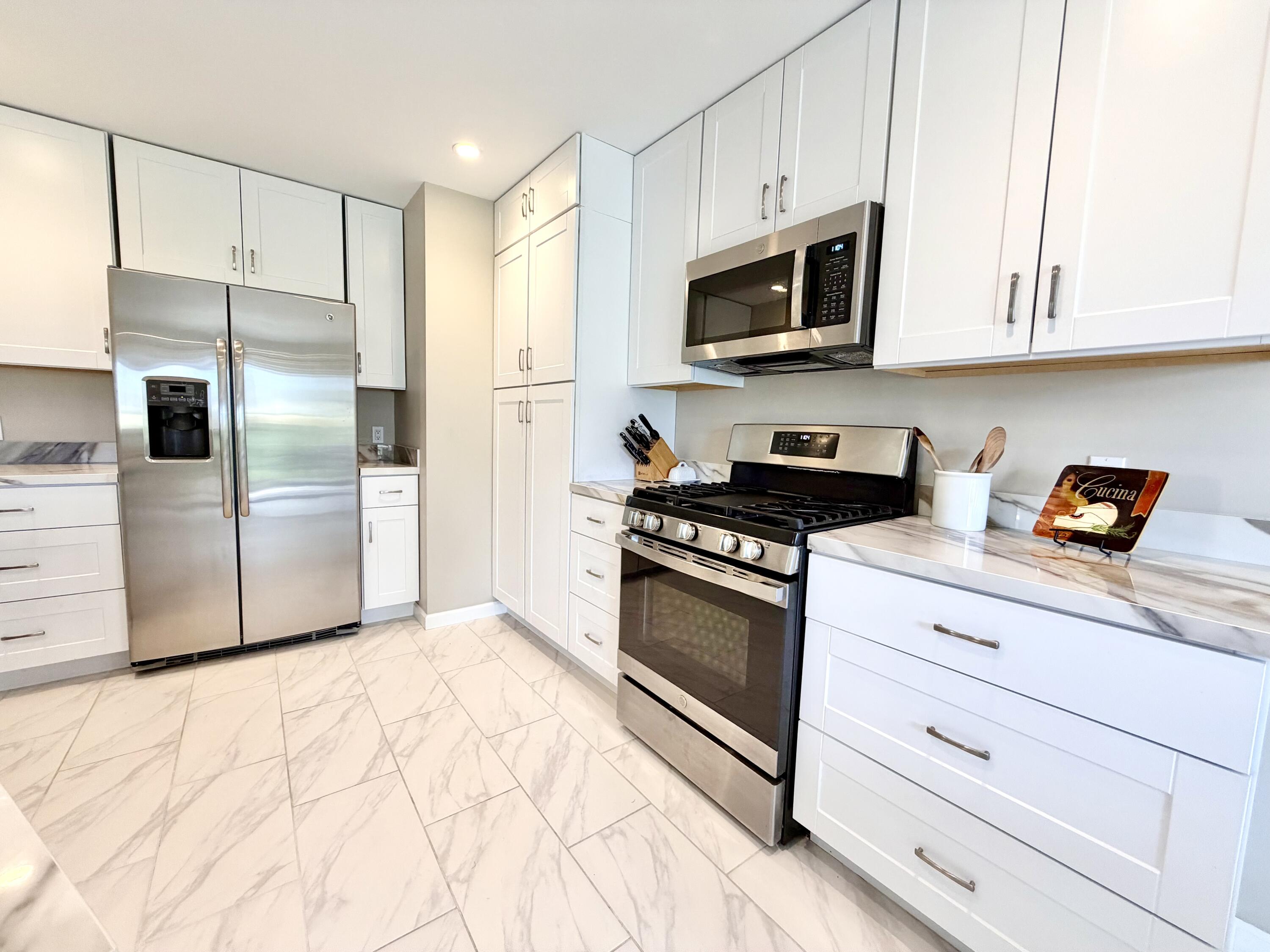 33 Mission Court Rancho Mirage, CA 92270 - Photo 15 of 29 FullSizeRender-4