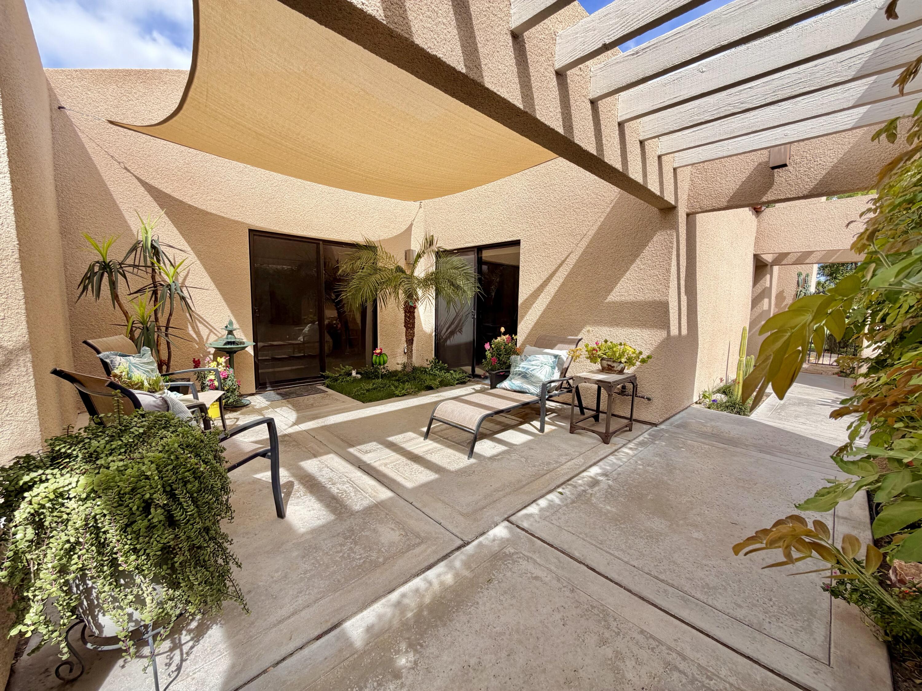 33 Mission Court Rancho Mirage, CA 92270 - Photo 6 of 29 FullSizeRender-27