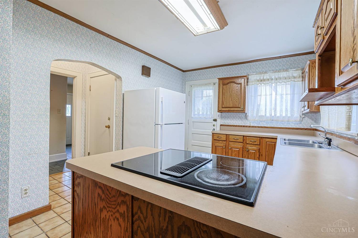 42 Fleming Road Wyoming, OH 45215 - Photo 17 of 53