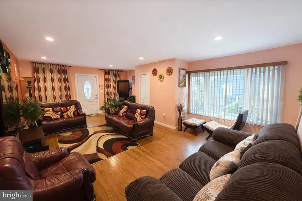 $3,500 | 1045 Quinton Avenue, Trenton, NJ 08629