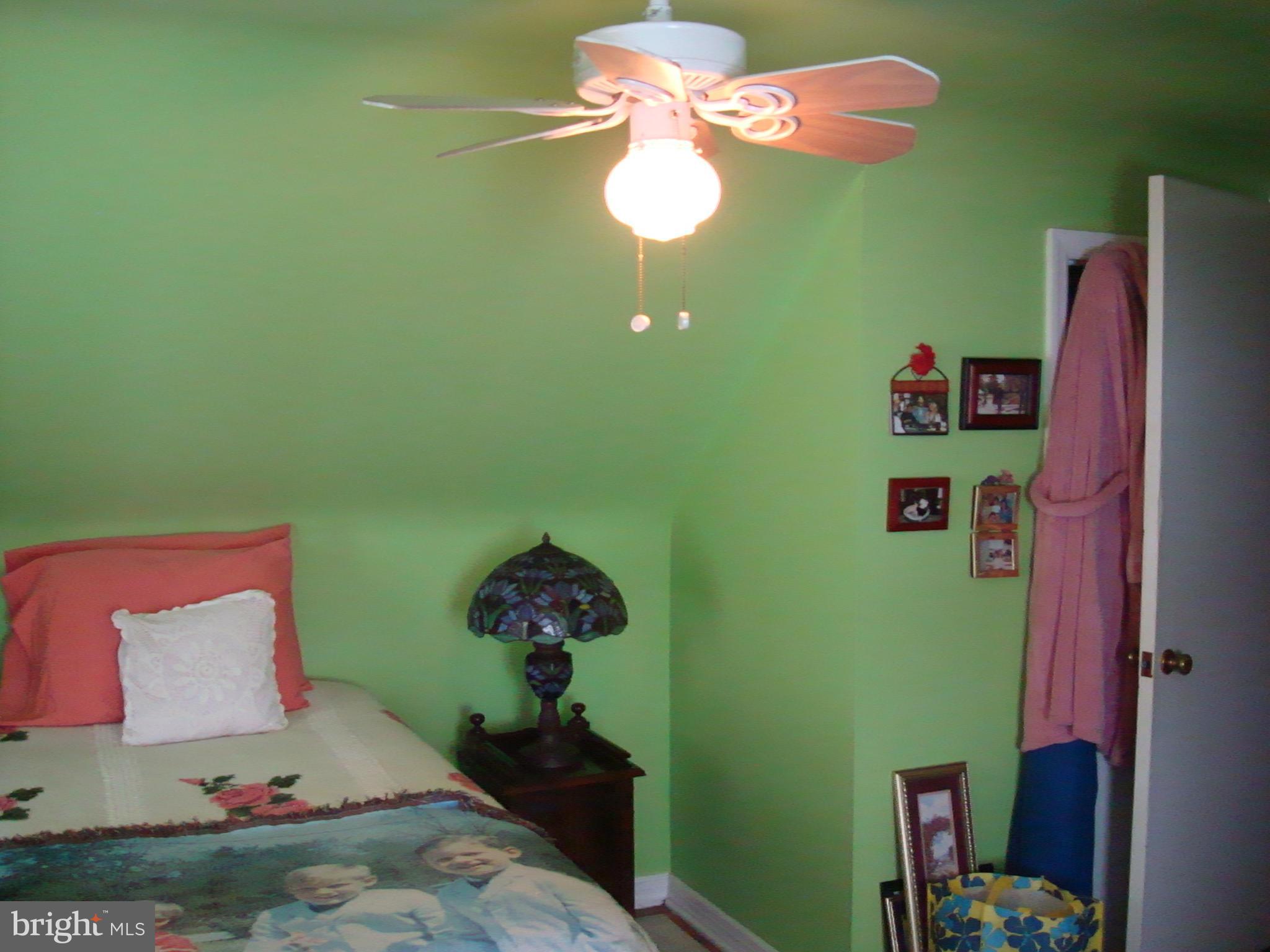 206 Holy Cross Road Baltimore, MD 21225 - Photo 8 of 12 Bedroom