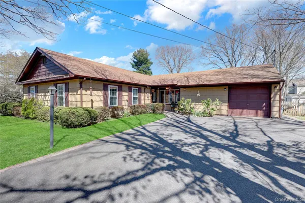 $649,999 | 1369 Sycamore Avenue, Bohemia, NY 11716