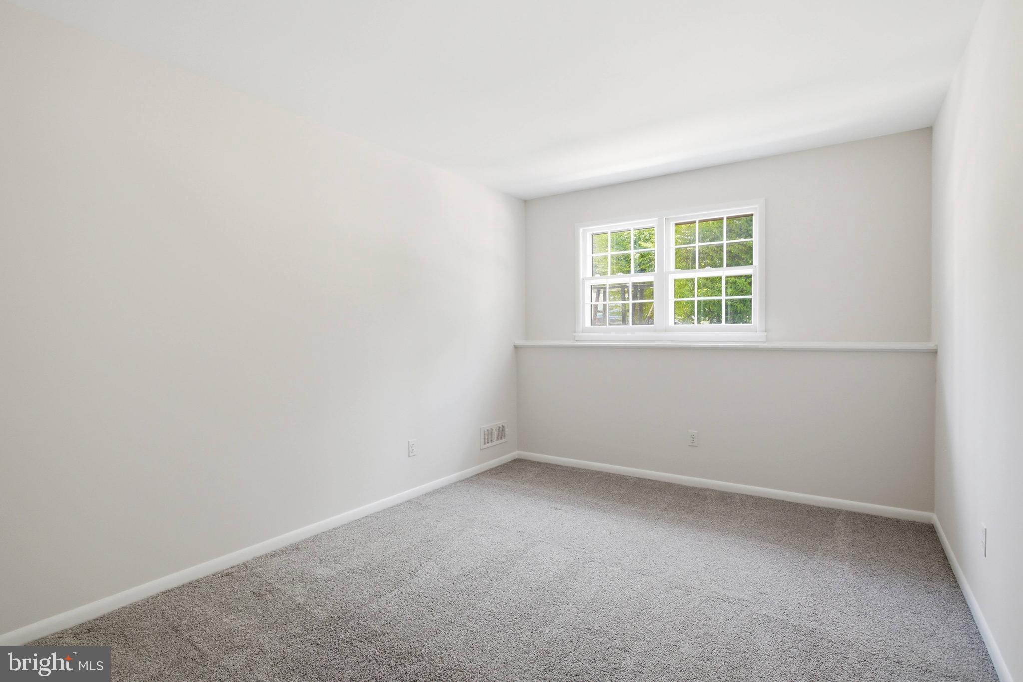 4618 Guinea Road Fairfax, VA 22032 - Photo 43 of 59