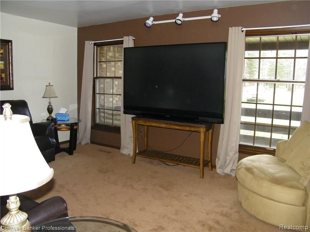 5115 Lonsberry Road Columbiaville, MI 48421 - Photo 11 of 50 100_2942.jpg