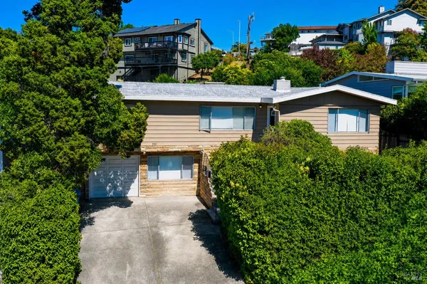 $600,000 | 544 North Camino Alto, Vallejo, CA 94590