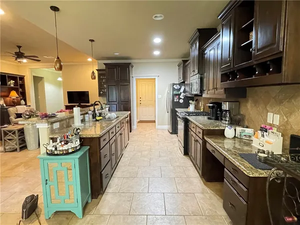 $2,550 | 4006 Rocky Vista Drive, College Station, TX 77845
