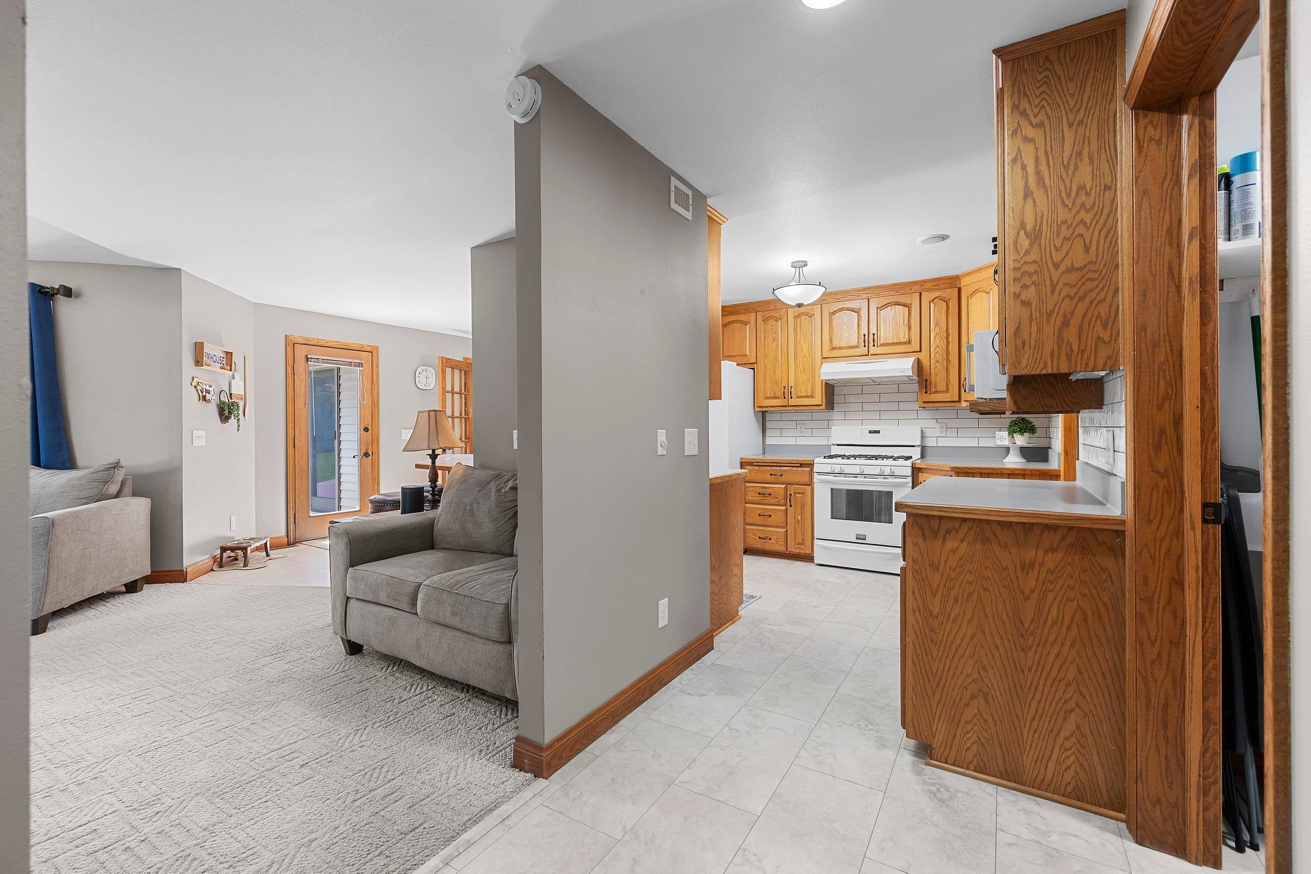 1009 Brill Road Kaukauna, WI 54130 - Photo 9 of 75