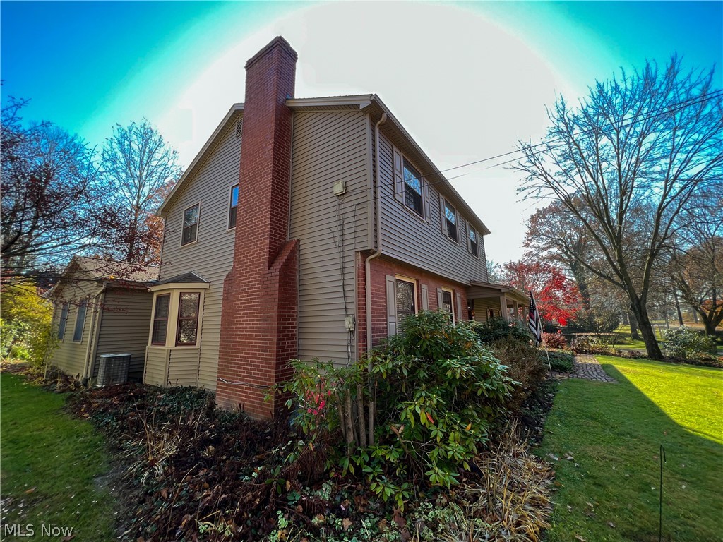 7015 North Lima Road Youngstown, OH 44514 - Photo 3 of 31 Gallery Image 3