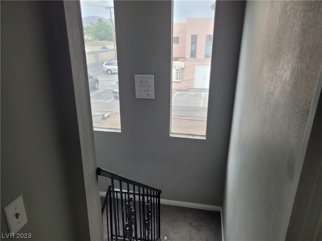2194 East Desert Inn Road Las Vegas, NV 89169 - Photo 10 of 15 Stairs