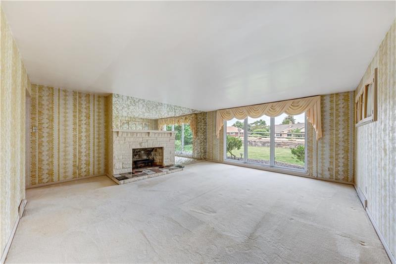 267 Coraopolis Road Coraopolis, PA 15108 - Photo 13 of 25 Gallery Image 13