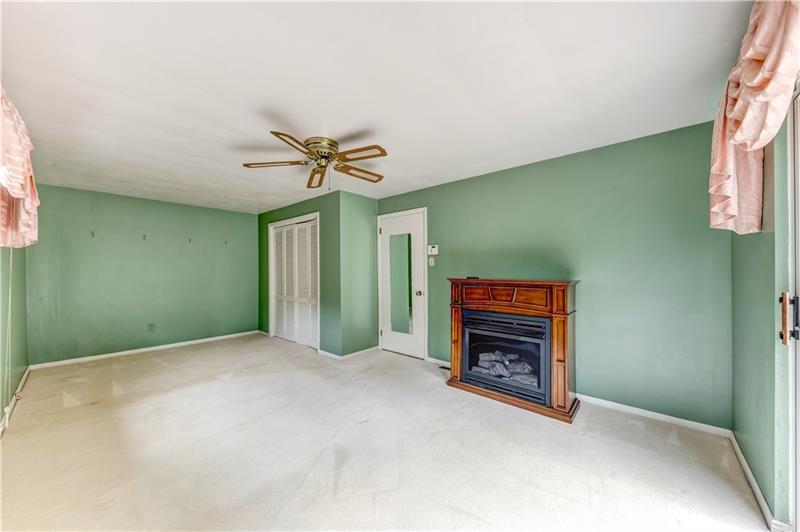 267 Coraopolis Road Coraopolis, PA 15108 - Photo 14 of 25 Gallery Image 14