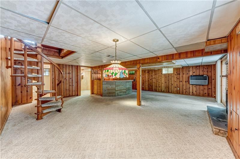 267 Coraopolis Road Coraopolis, PA 15108 - Photo 19 of 25 Gallery Image 19