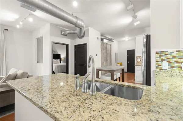 $310,000 | 5300 Peachtree Road, Unit 501, Atlanta, GA 30341