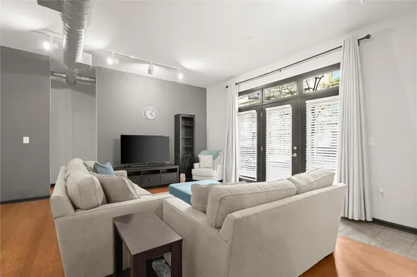 $310,000 | 5300 Peachtree Road, Unit 501, Atlanta, GA 30341