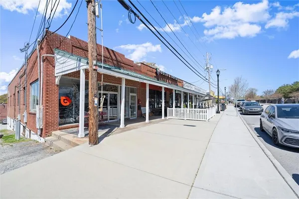 $310,000 | 5300 Peachtree Road, Unit 501, Atlanta, GA 30341